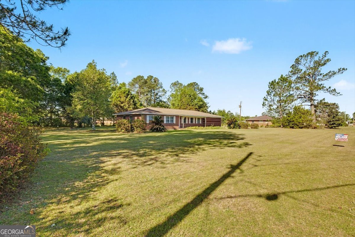 803 E Barnard Street Glennville GA 30427