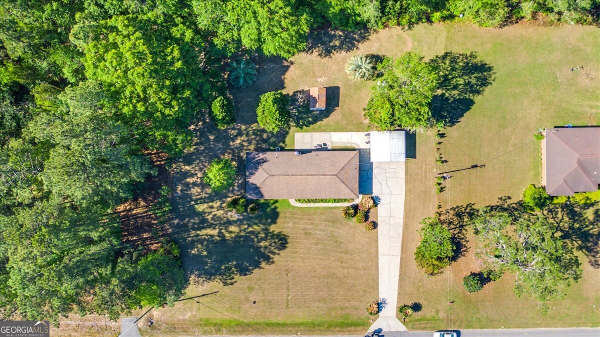 803 E Barnard Street Glennville GA 30427