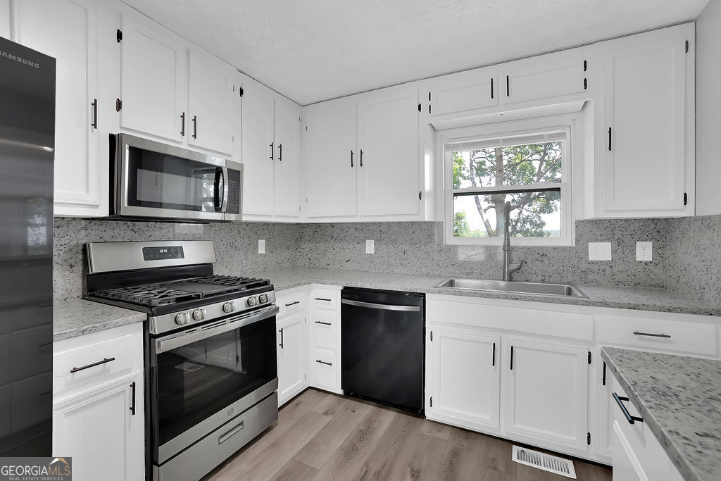 5721 Deerfield Place NW Kennesaw GA 30144