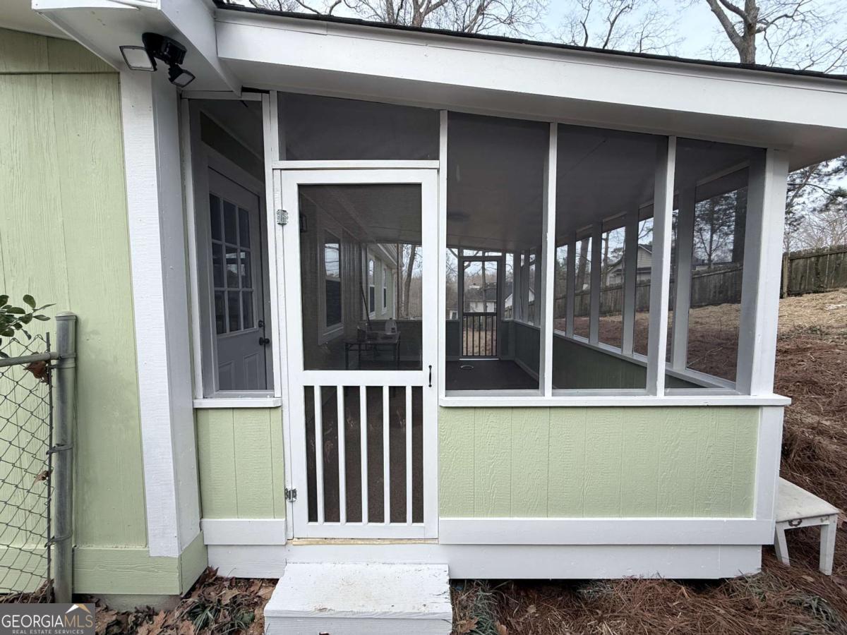 1223 Kathy Court NE Conyers GA 30012