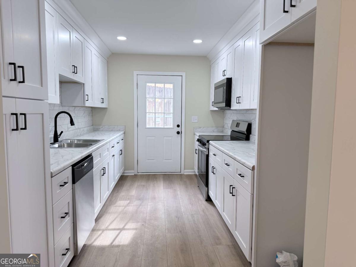 1223 Kathy Court NE Conyers GA 30012