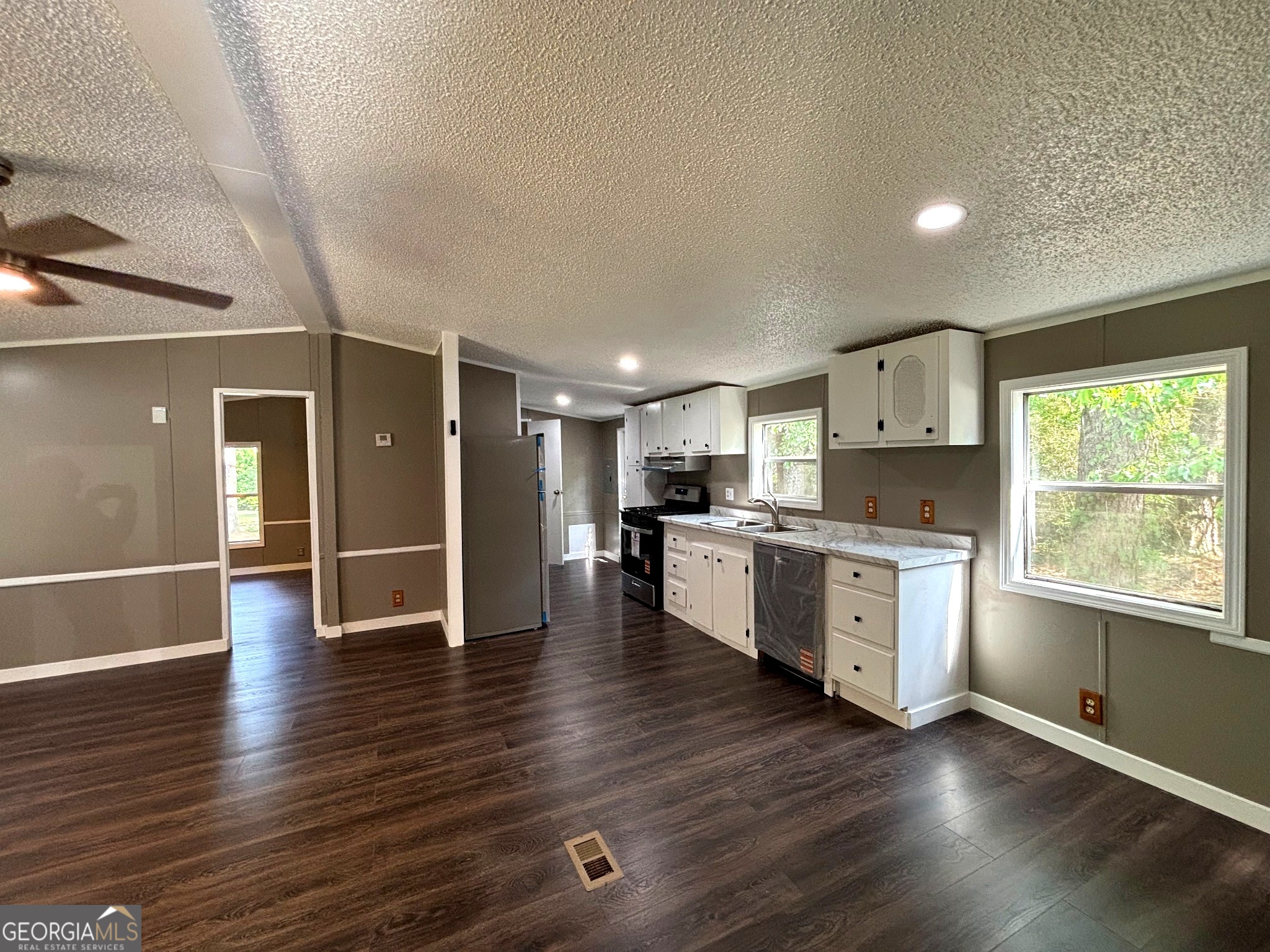 69 Pawnee Path Locust Grove GA 30248