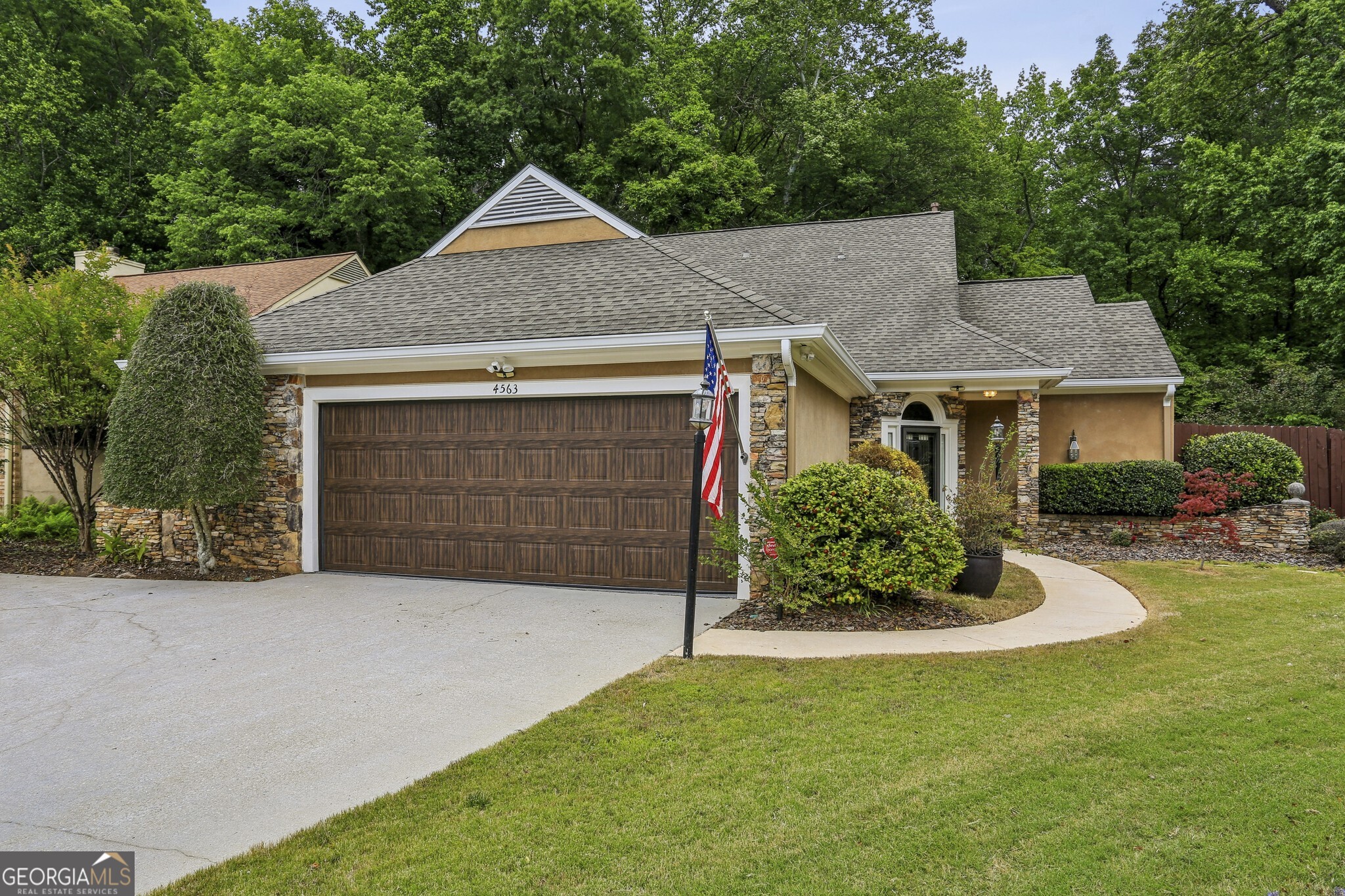 4563 Village Drive Atlanta GA 30338