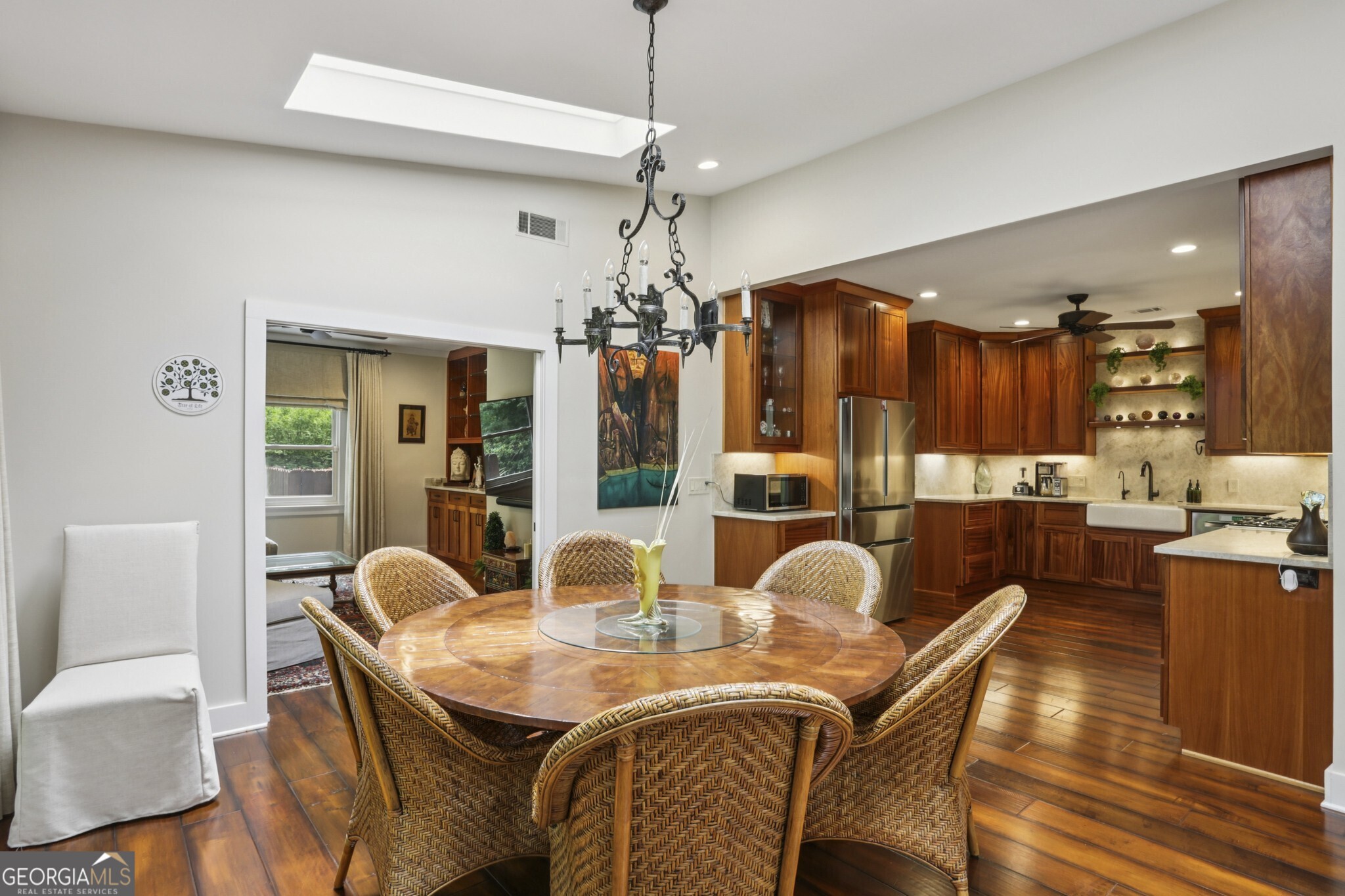 4563 Village Drive Atlanta GA 30338