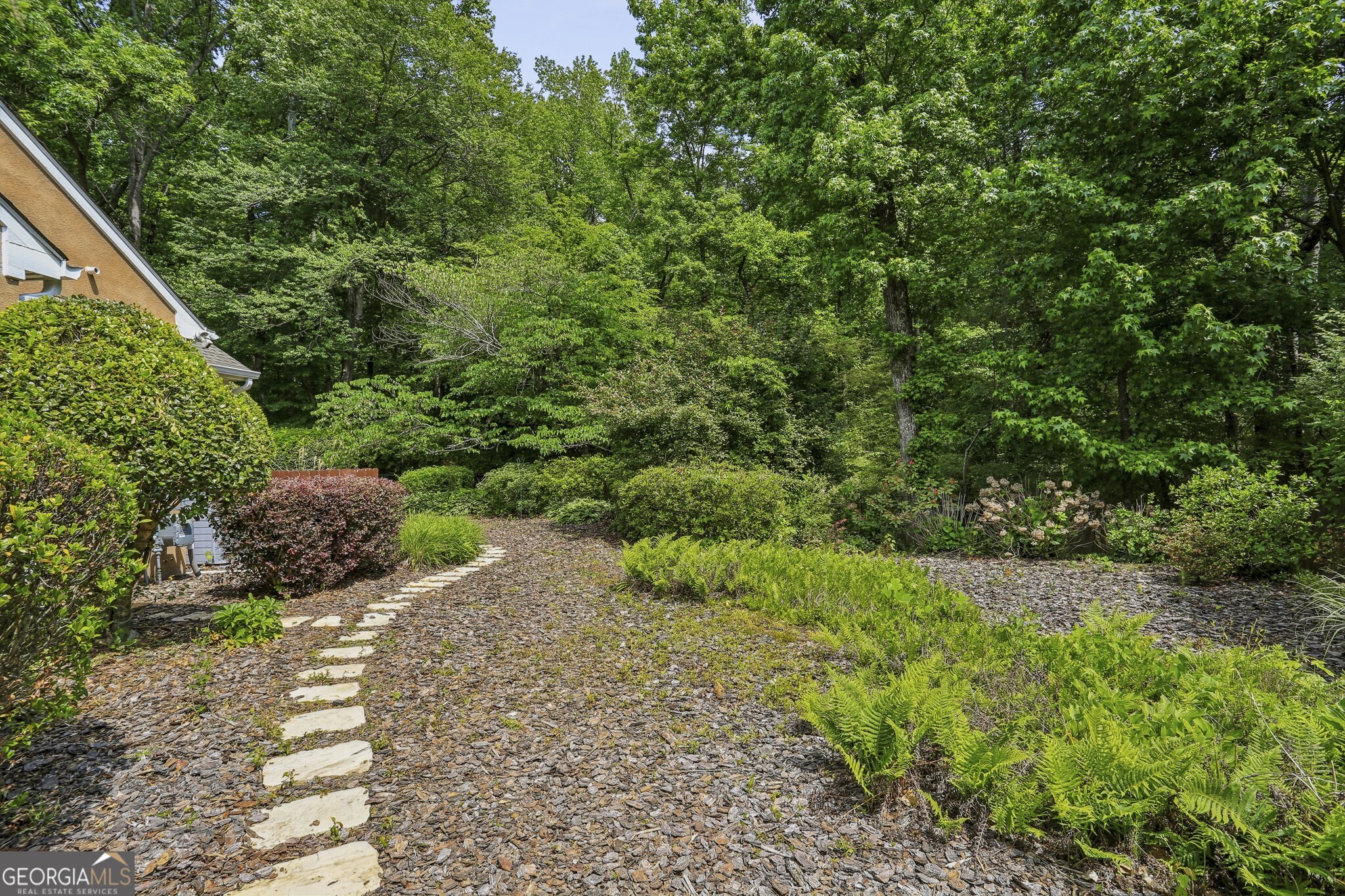 4563 Village Drive Atlanta GA 30338