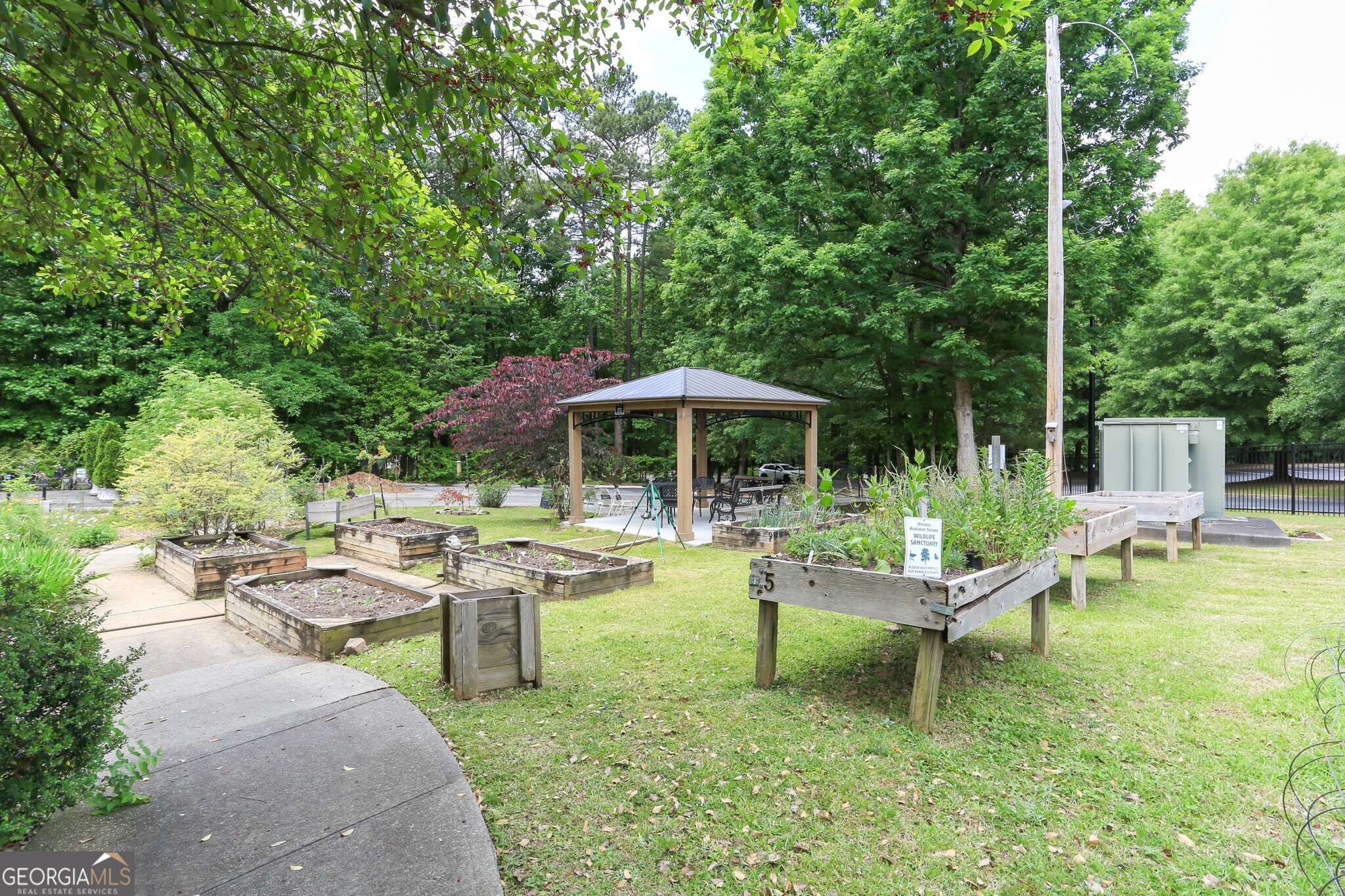 4563 Village Drive Atlanta GA 30338