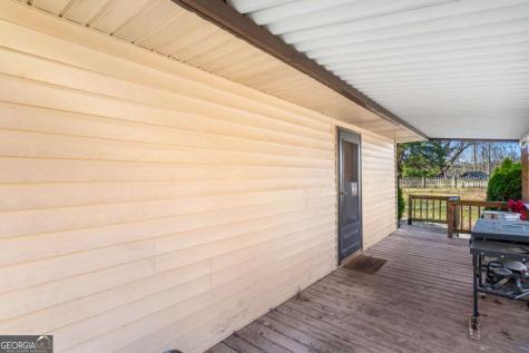 2906 Douthit Road Mineral Bluff GA 30559