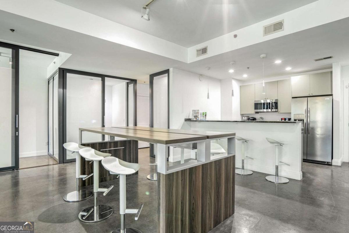 905 Juniper Street NE Atlanta GA 30309