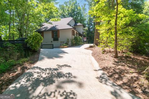 41 International Village Drive Helen GA 30545