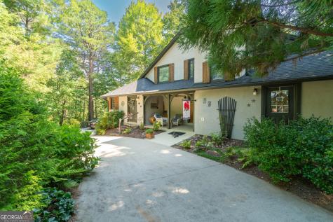 41 International Village Drive Helen GA 30545