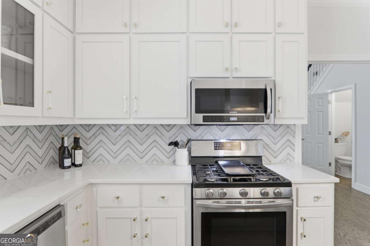 1094 Fourth Street Stone Mountain GA 30083