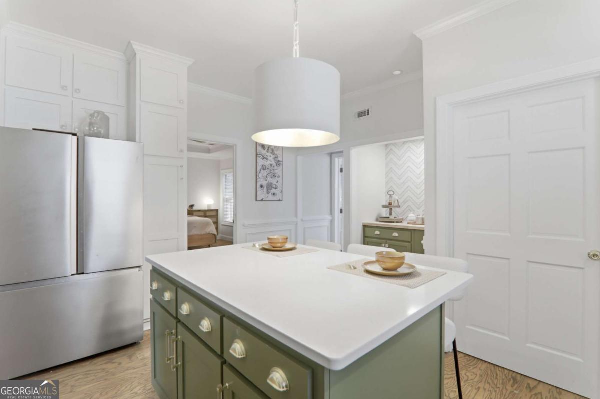 1094 Fourth Street Stone Mountain GA 30083