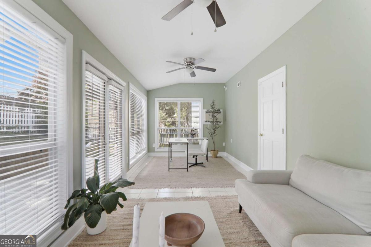 1094 Fourth Street Stone Mountain GA 30083