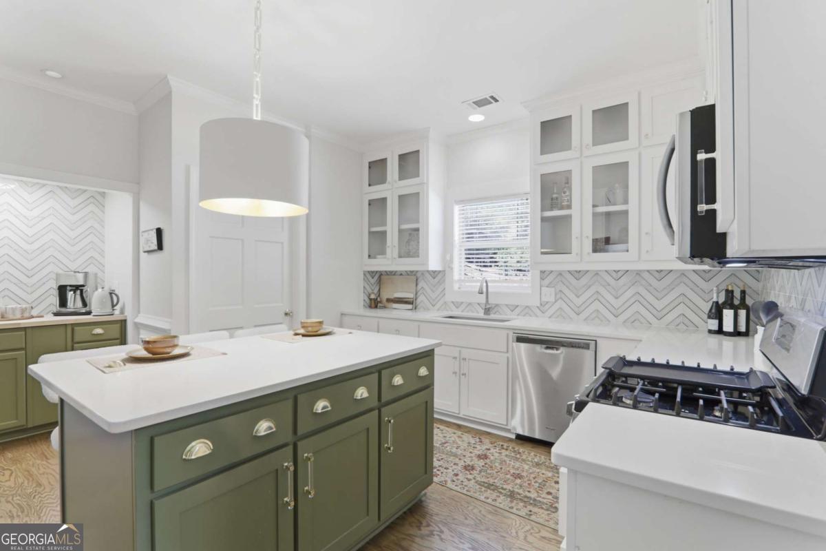 1094 Fourth Street Stone Mountain GA 30083