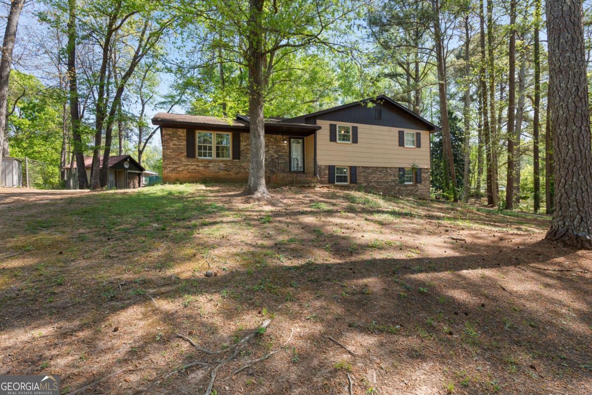 2159 Chestnut Log Drive Lithia Springs GA 30122