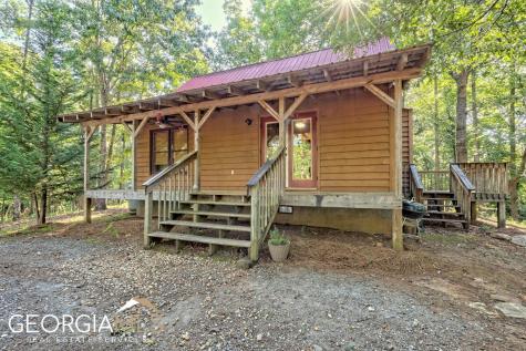 1690 Dean Mountain Road Cleveland GA 30528