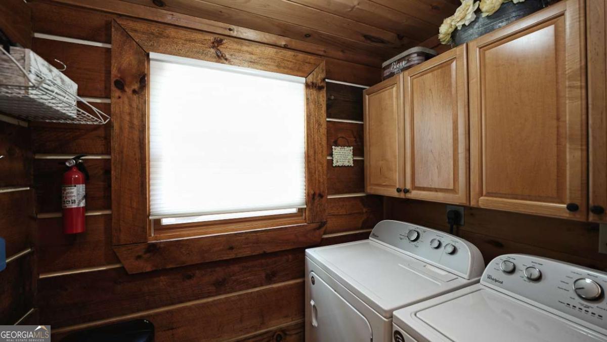 210 Shade Tree Lane Mineral Bluff GA 30559