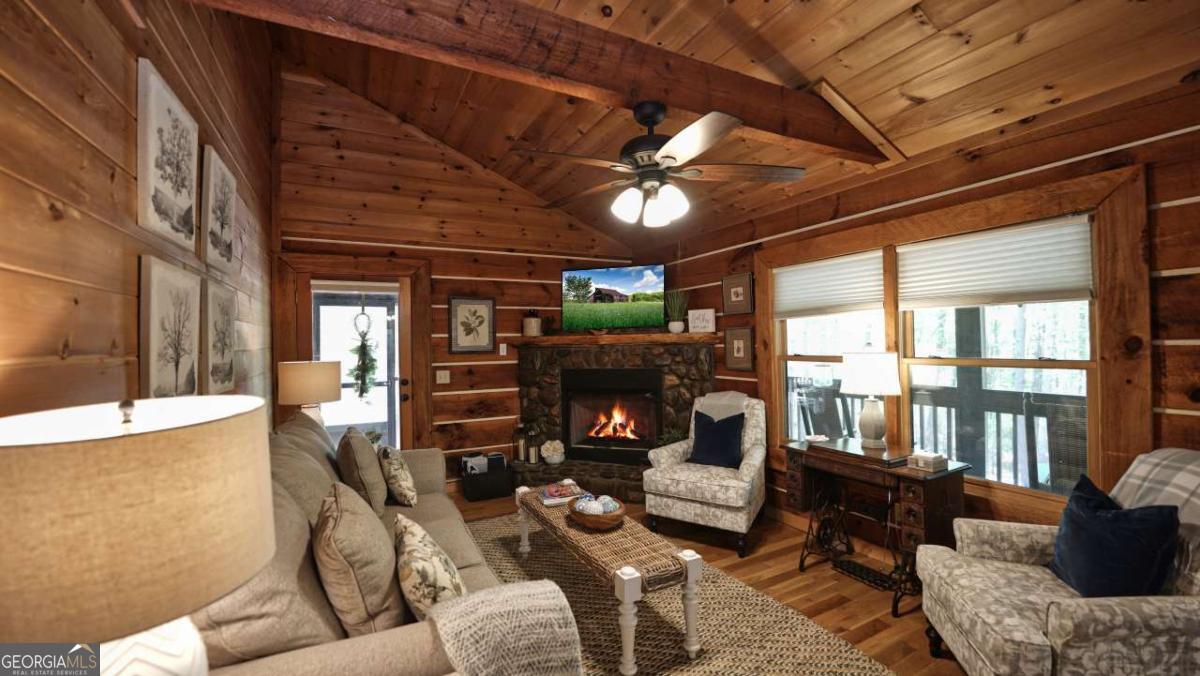 210 Shade Tree Lane Mineral Bluff GA 30559