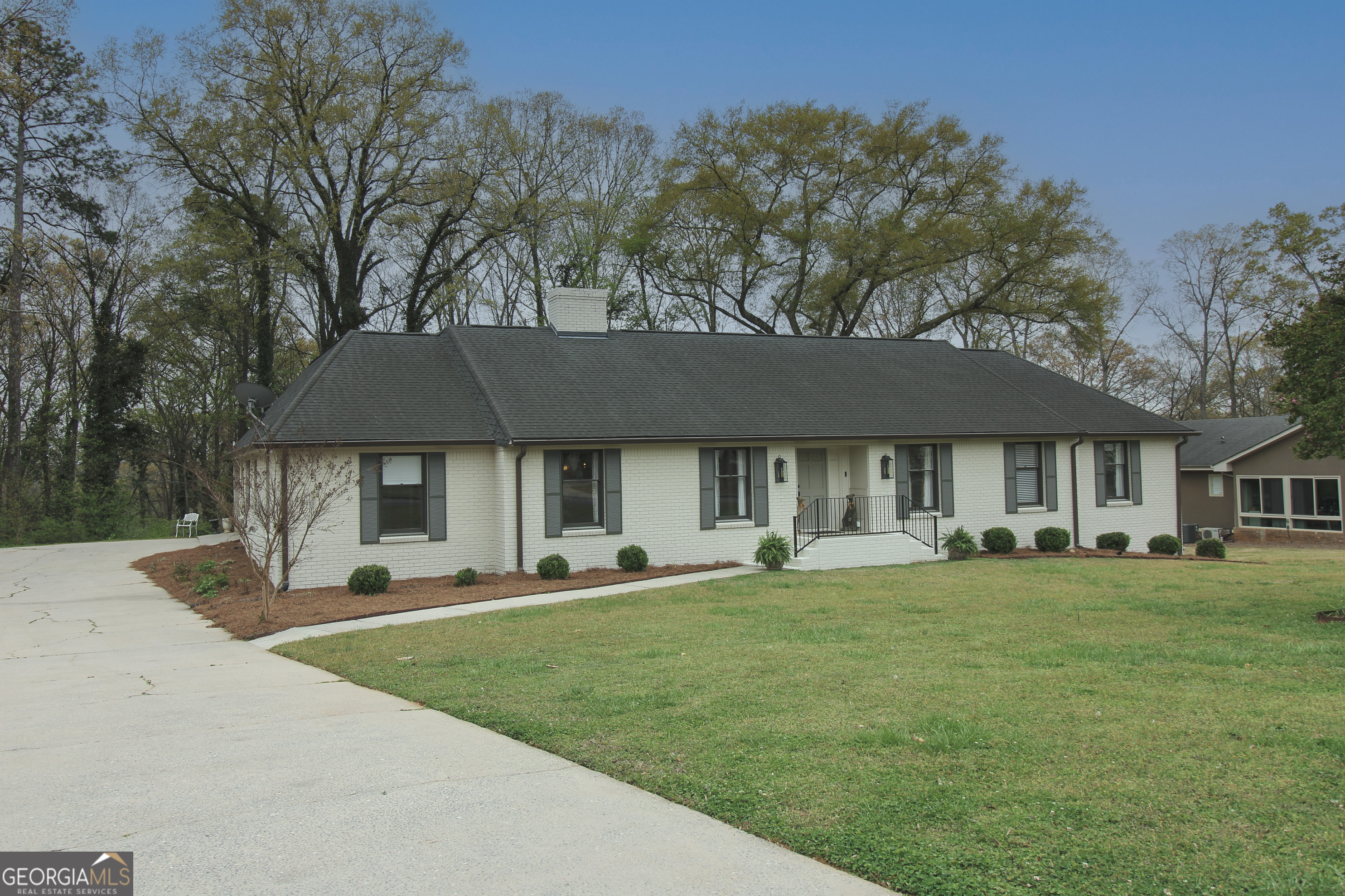 112 Maple Drive Cartersville GA 30120