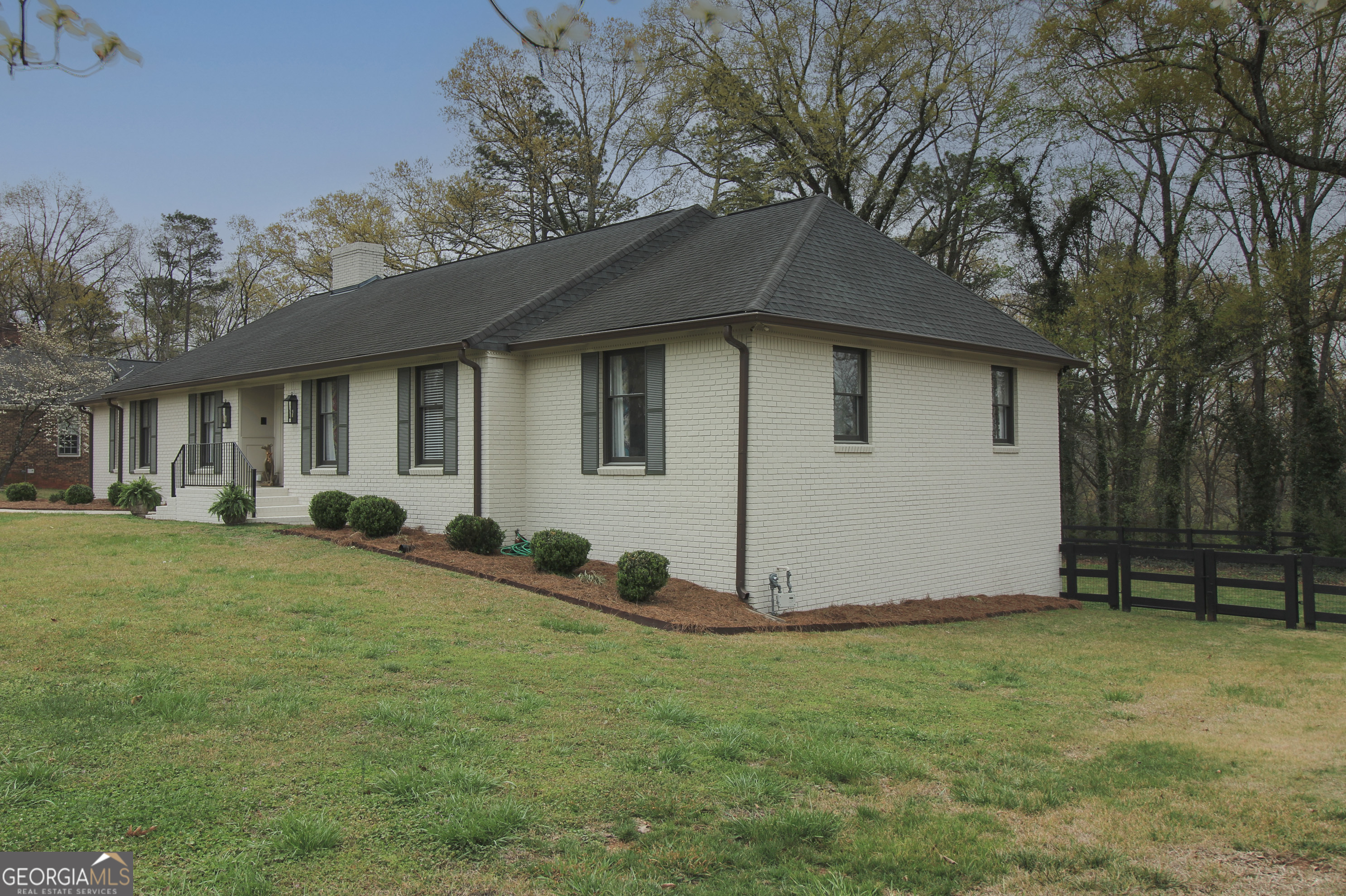 112 Maple Drive Cartersville GA 30120