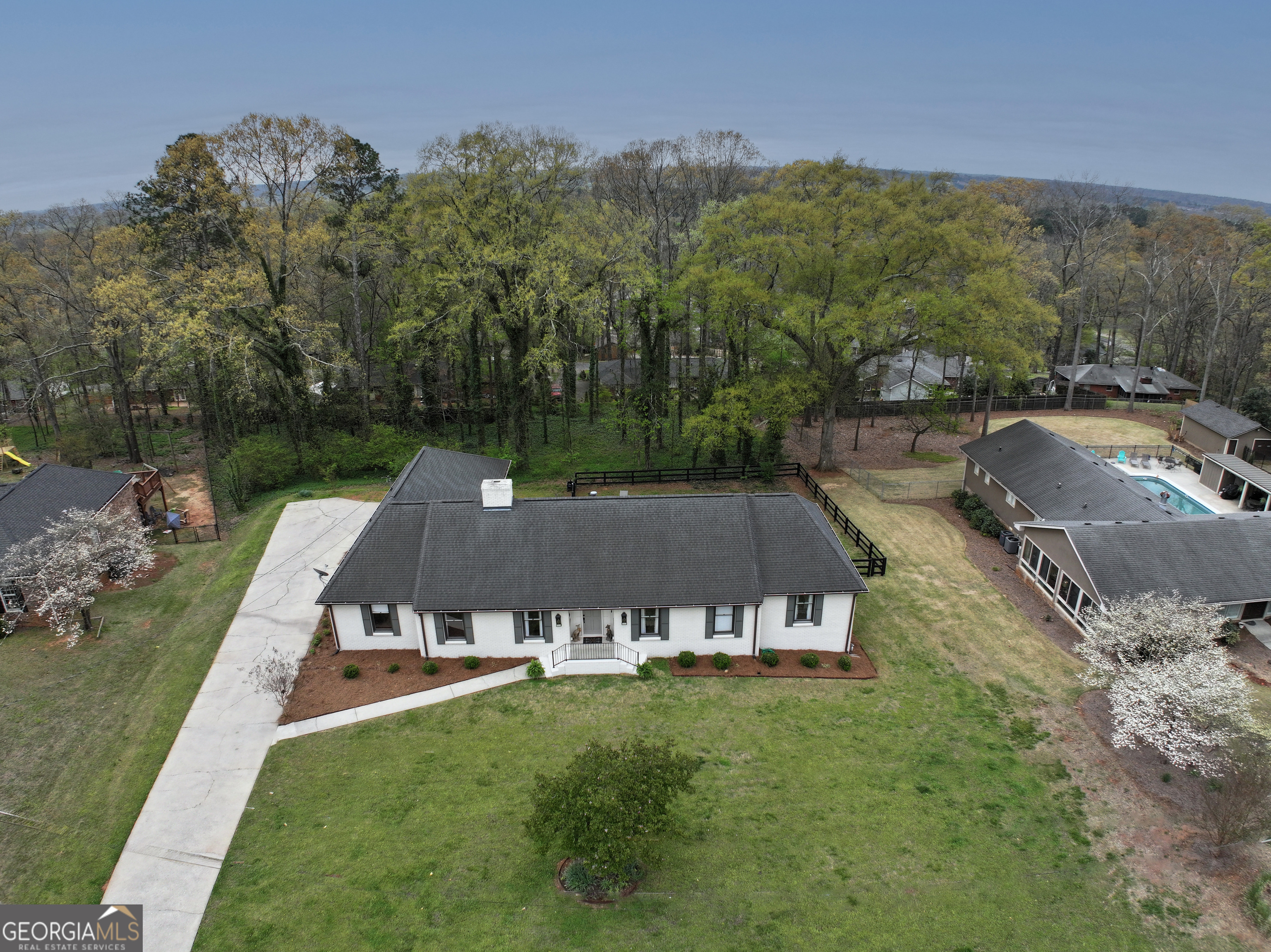 112 Maple Drive Cartersville GA 30120
