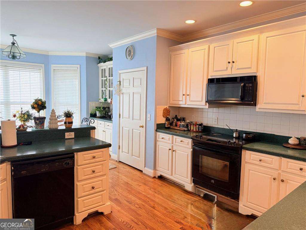 2100 Skyland Cove Lane Snellville GA 30078