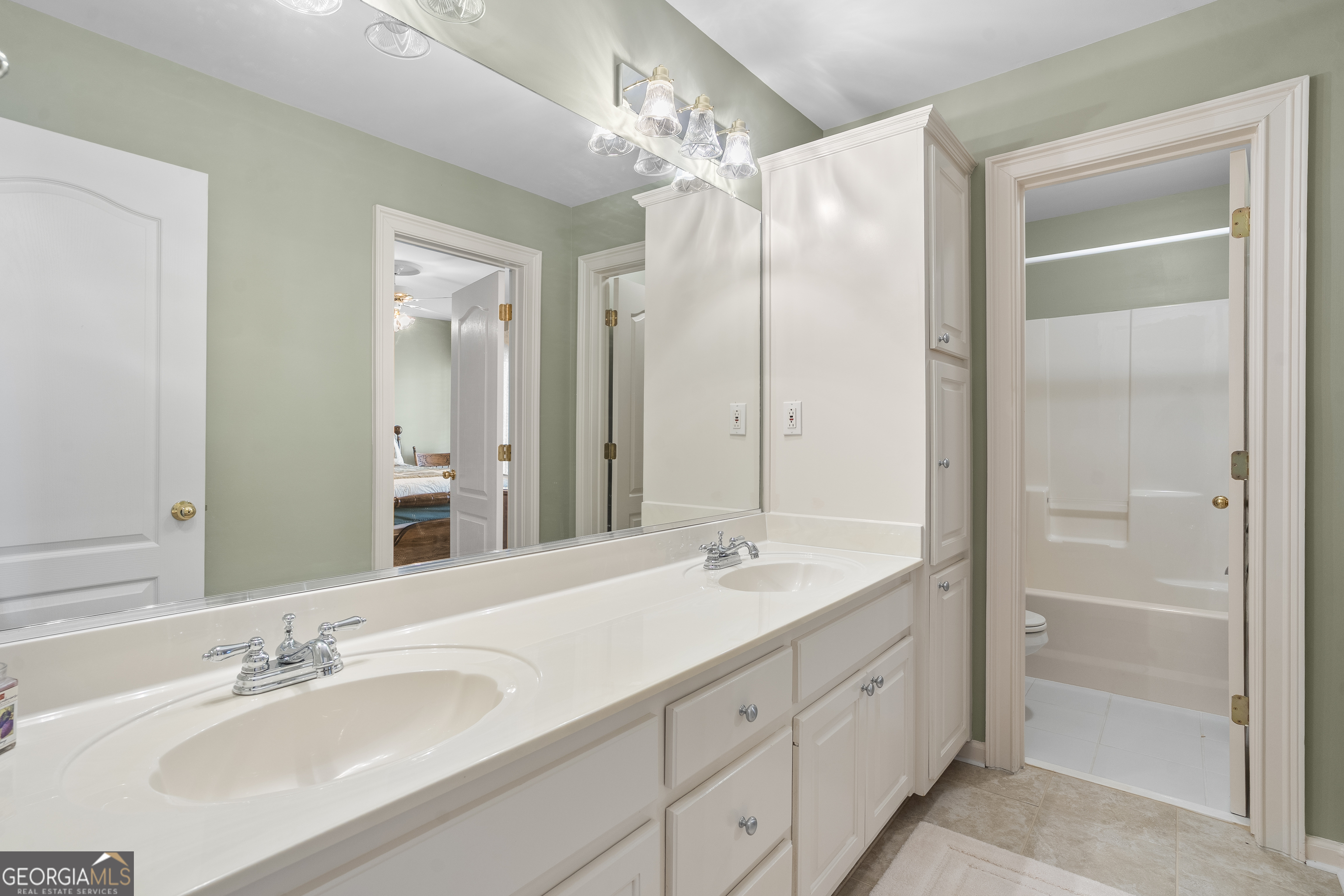 1431 Great Shoals Drive Lawrenceville GA 30045