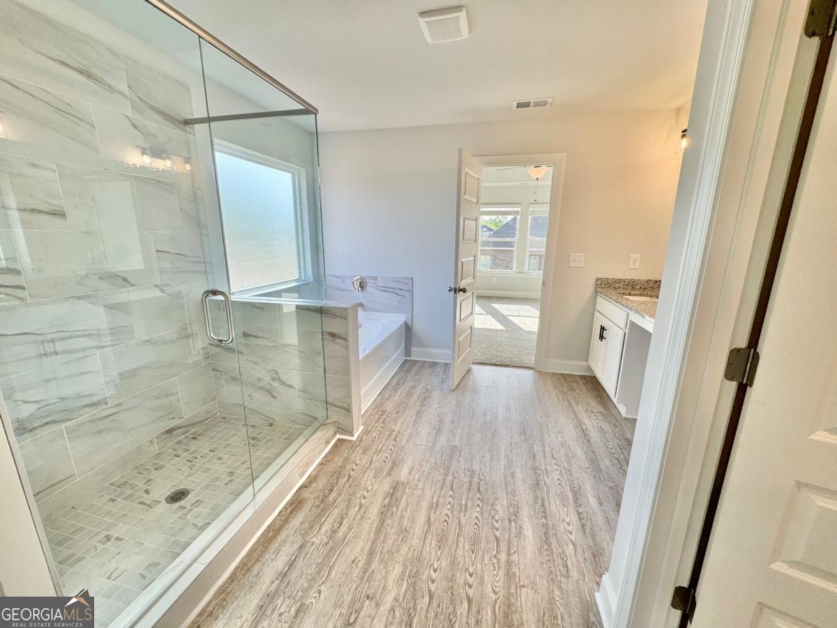 140 Oak Lot 72 Drive Gray GA 31032