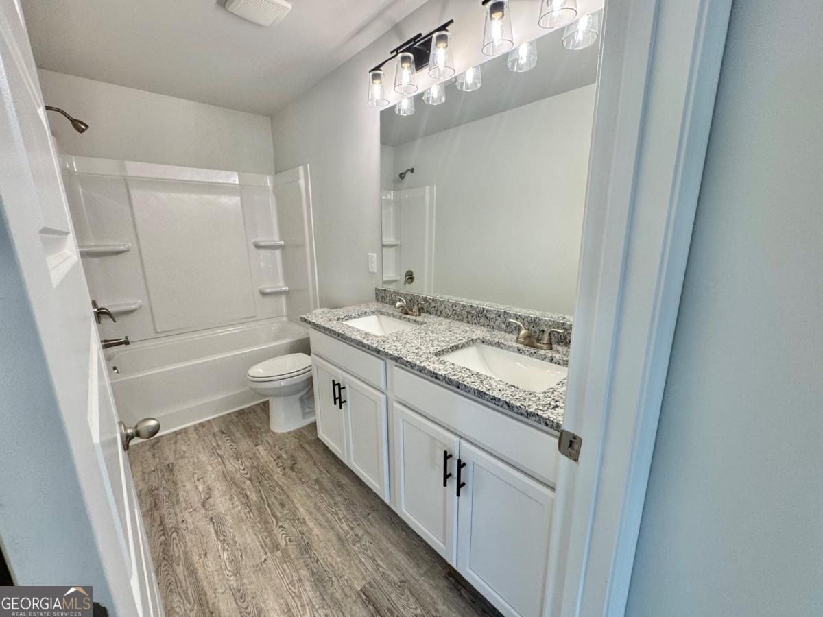 140 Oak Lot 72 Drive Gray GA 31032
