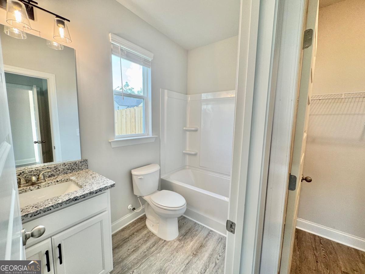 140 Oak Lot 72 Drive Gray GA 31032