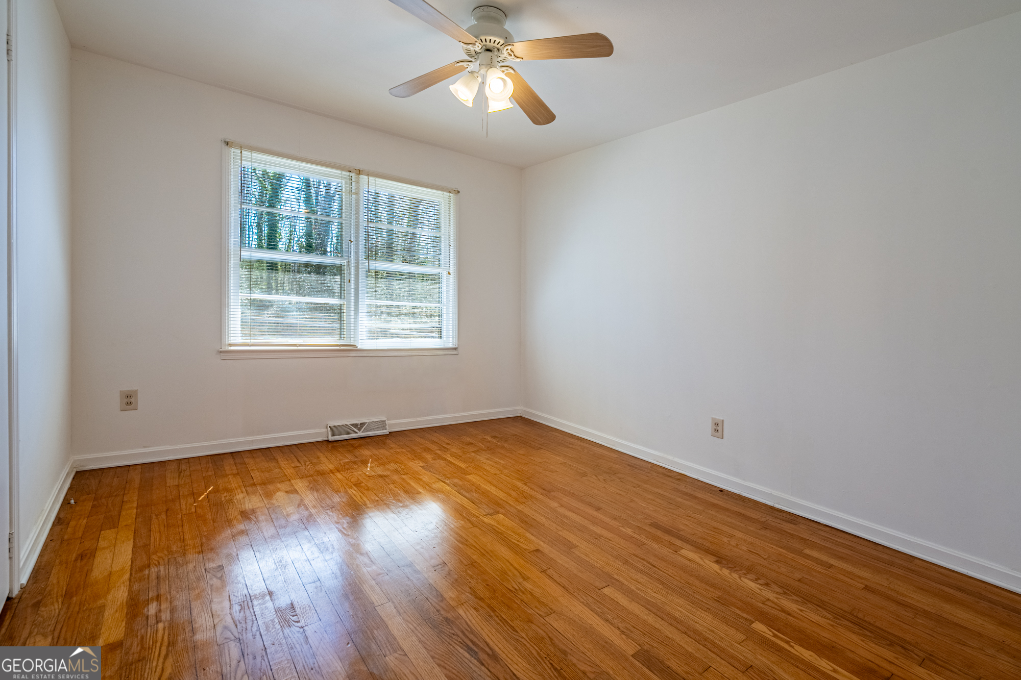 33 Summit Drive Lindale GA 30147