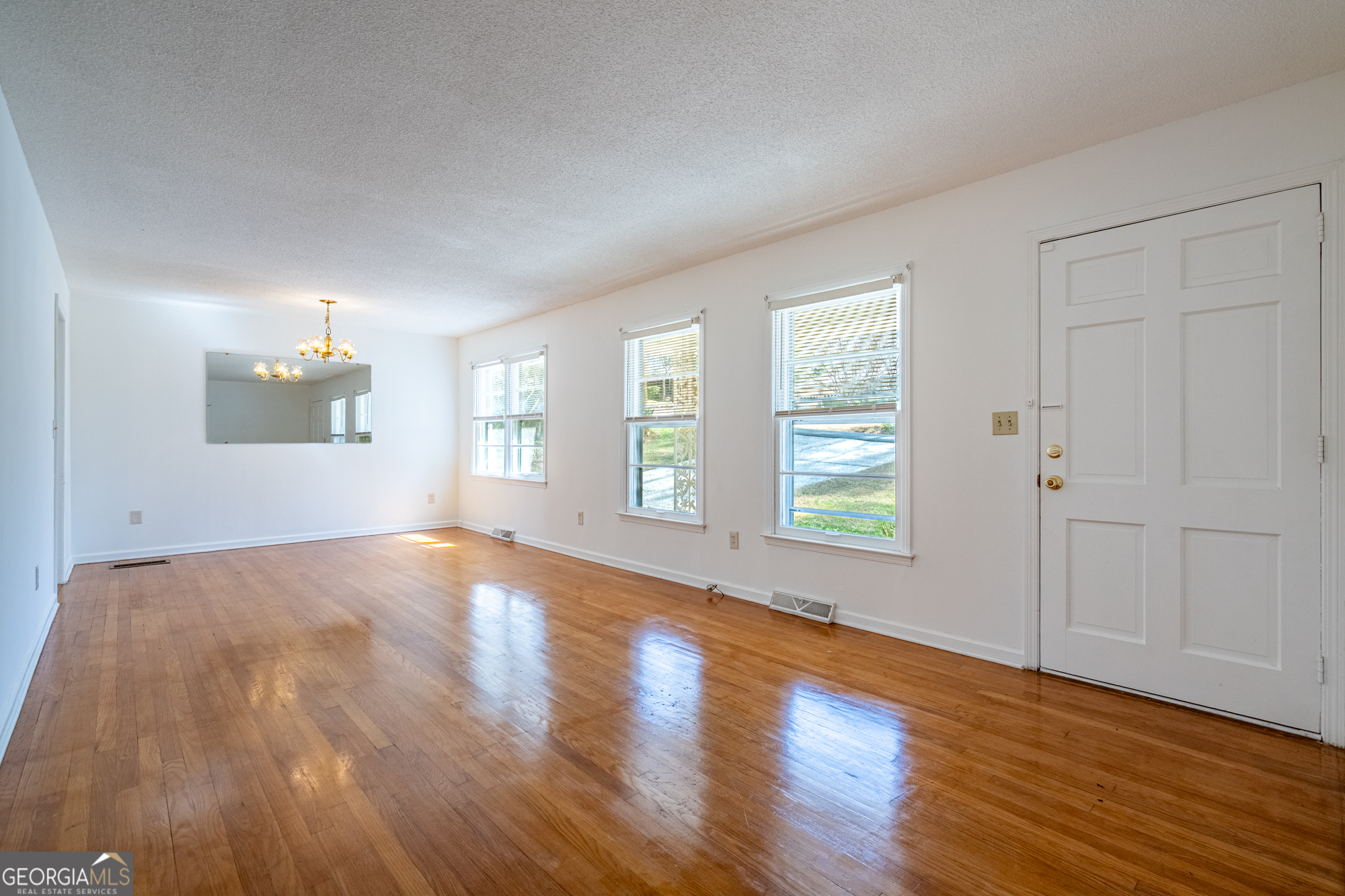 33 Summit Drive Lindale GA 30147