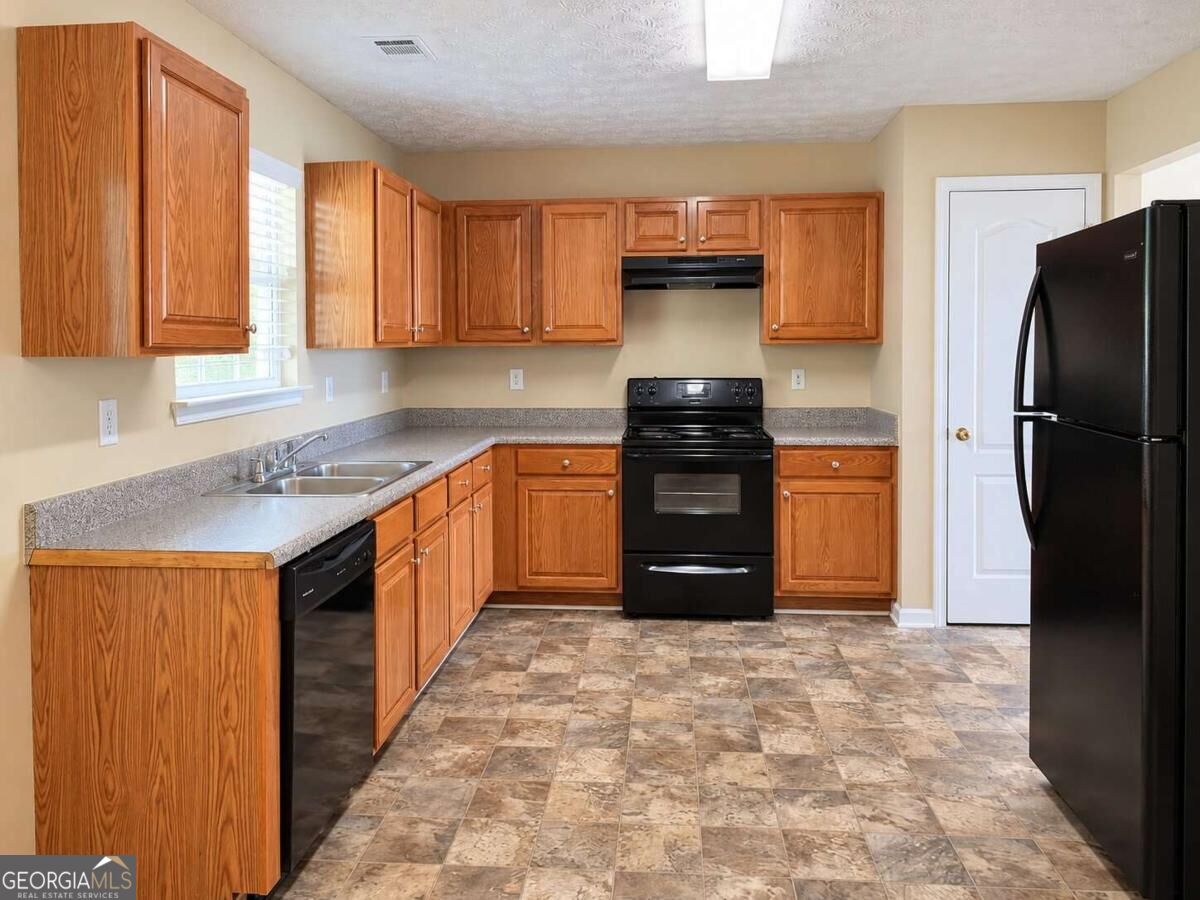 2498 Brookgate Way Ellenwood GA 30294