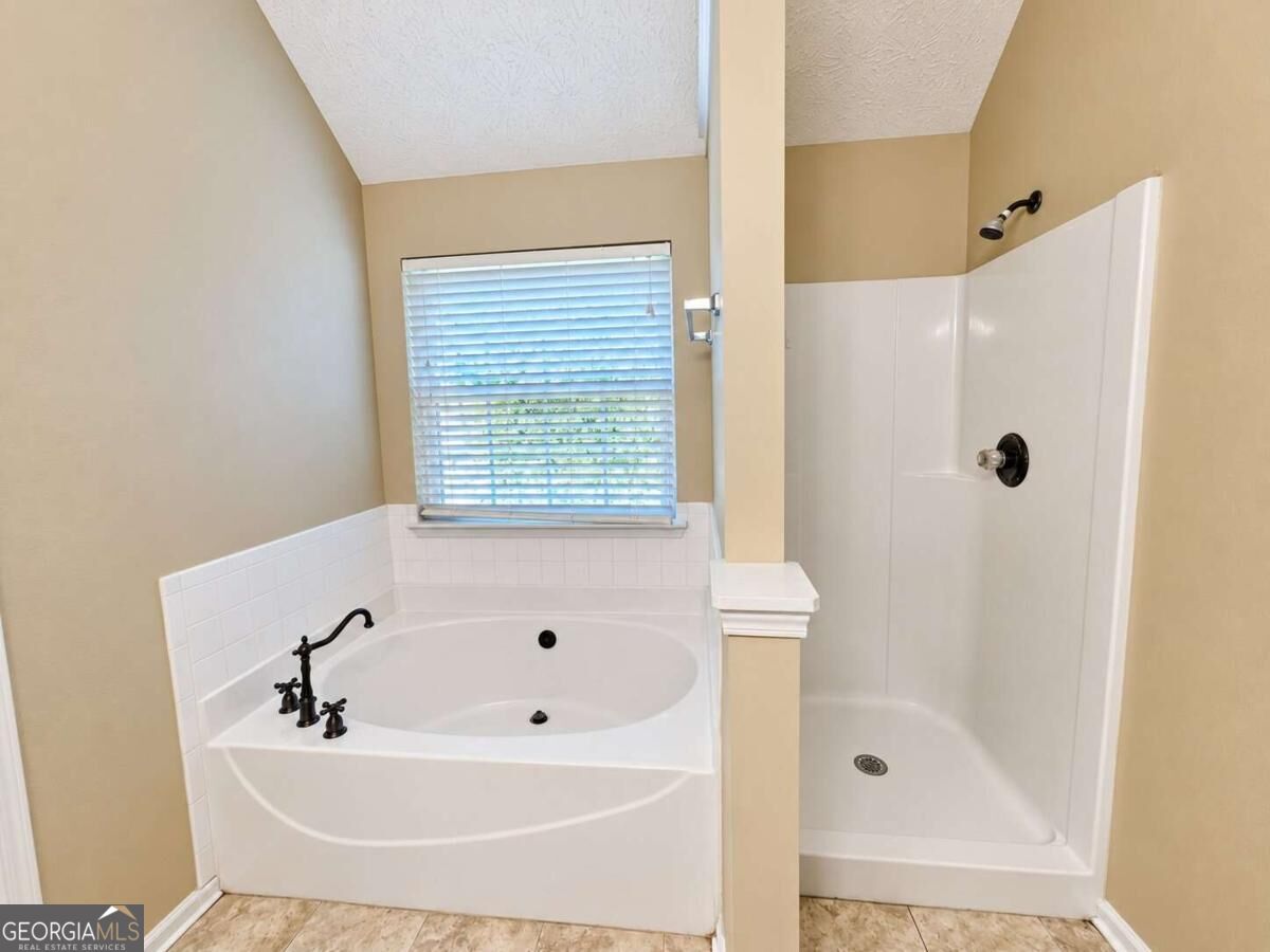 2498 Brookgate Way Ellenwood GA 30294