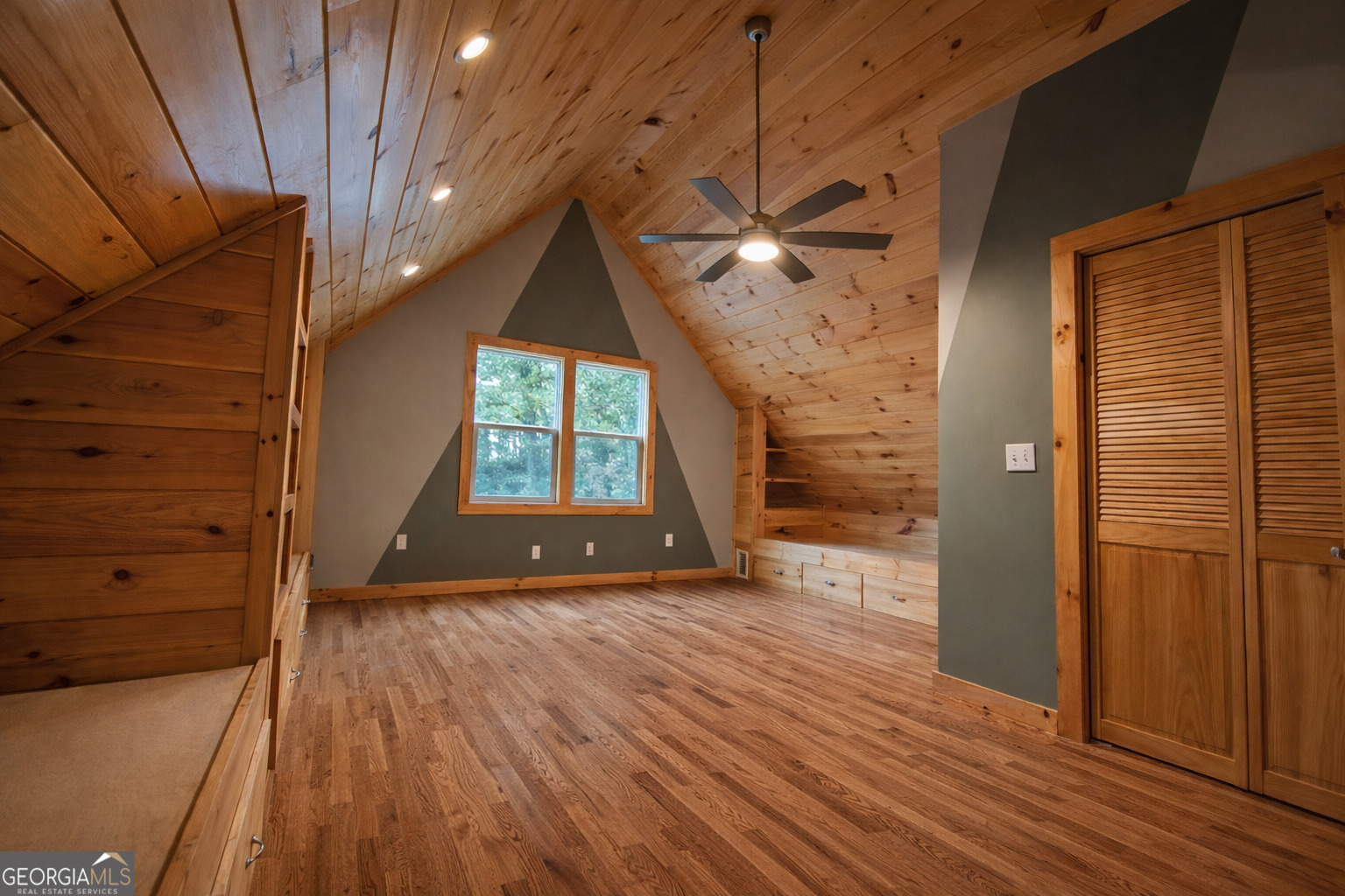 236 Grace Drive Blue Ridge GA 30513