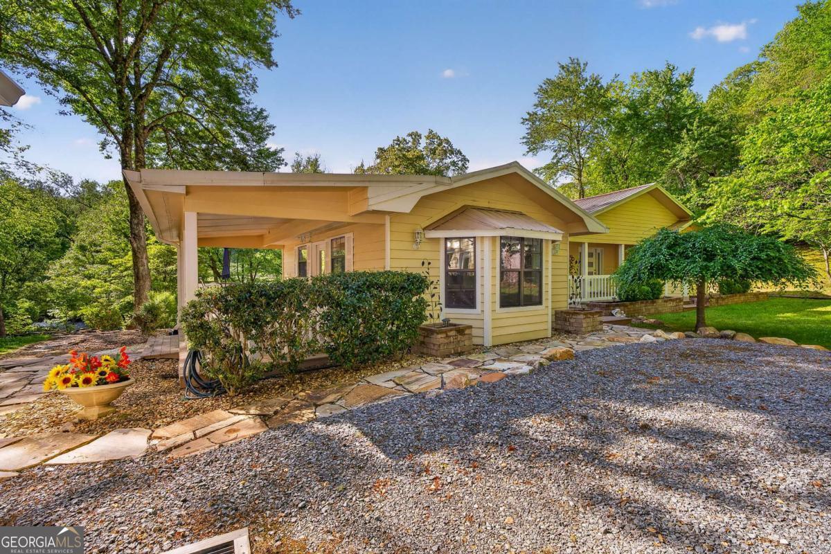 401 Mountain Rivers Road Mineral Bluff GA 30559