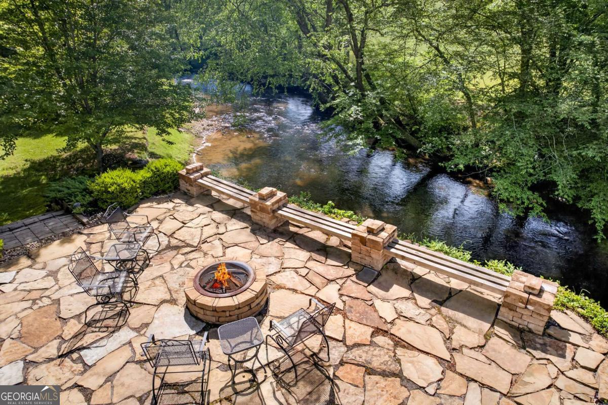 401 Mountain Rivers Road Mineral Bluff GA 30559