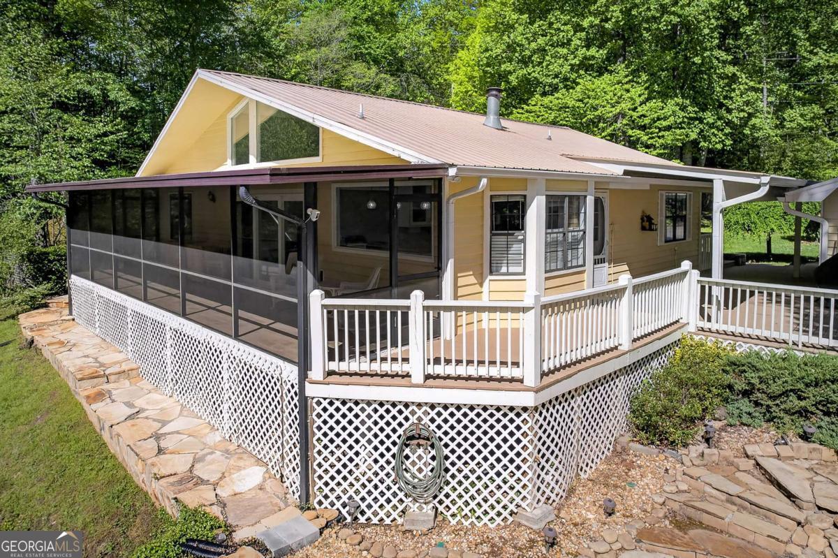 401 Mountain Rivers Road Mineral Bluff GA 30559