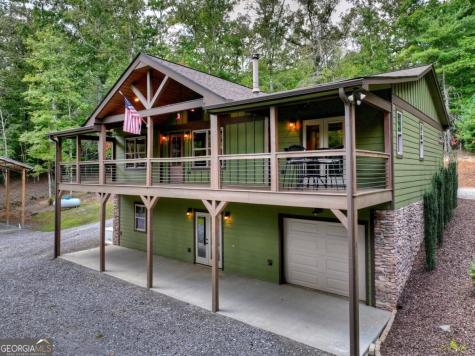 185 Pine Lane Mineral Bluff GA 30559