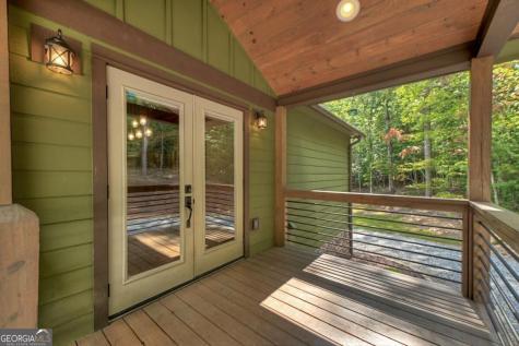 185 Pine Lane Mineral Bluff GA 30559