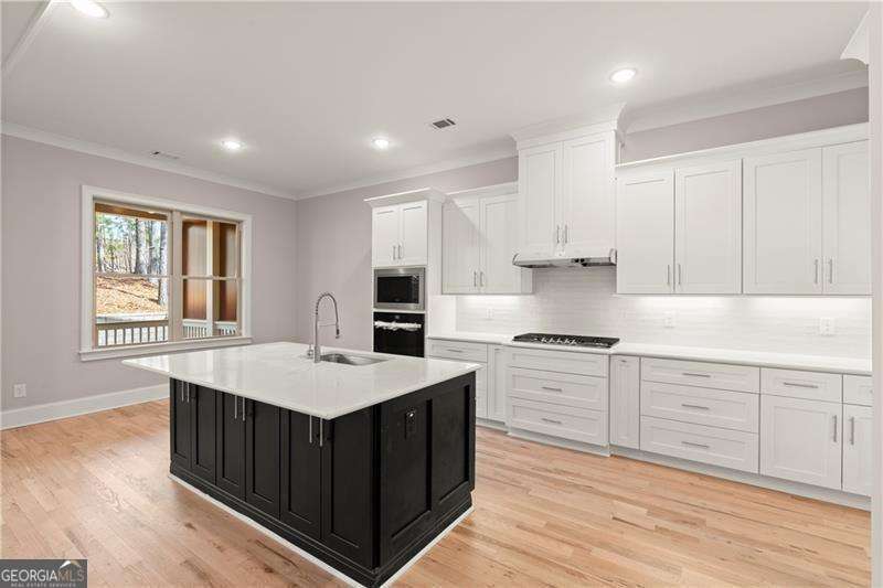 222 Trecastle Square Canton GA 30114