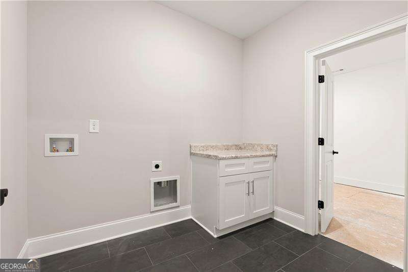 222 Trecastle Square Canton GA 30114