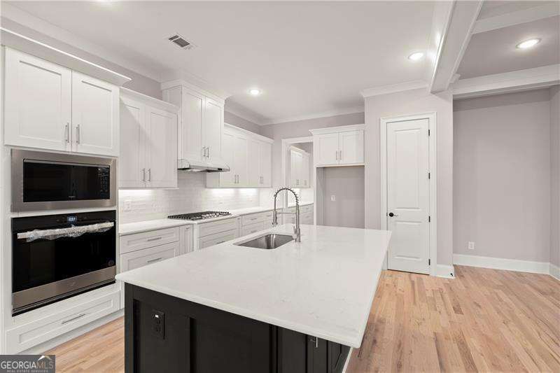 222 Trecastle Square Canton GA 30114