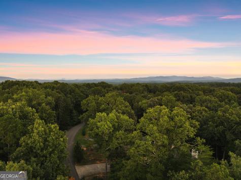 130 Country Hills Road Ellijay GA 30540