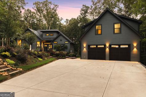 130 Country Hills Road Ellijay GA 30540