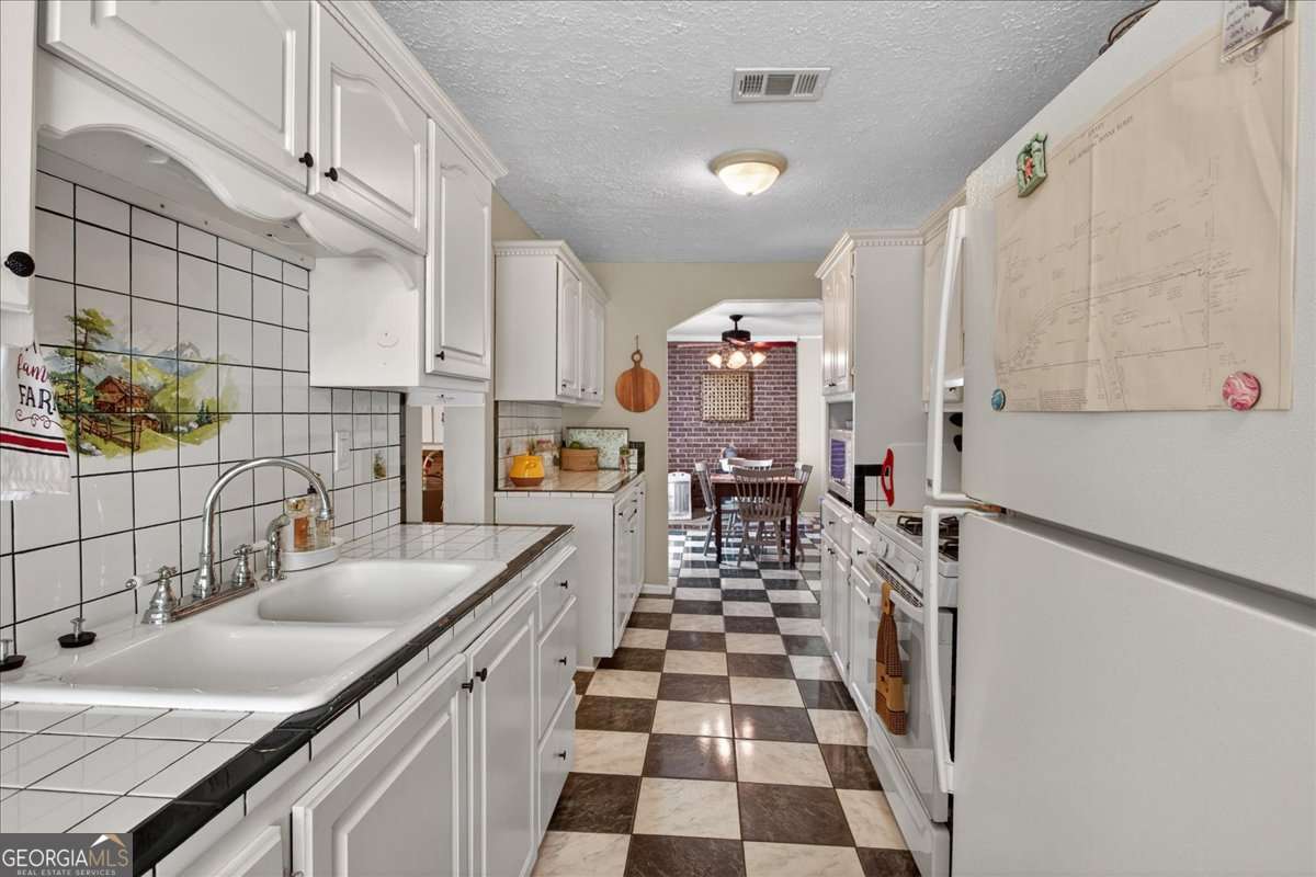 7433 Nicklesville Road NE Ranger GA 30734