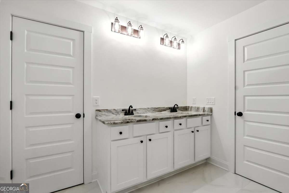 166 Rachel Lane Hartwell GA 30643