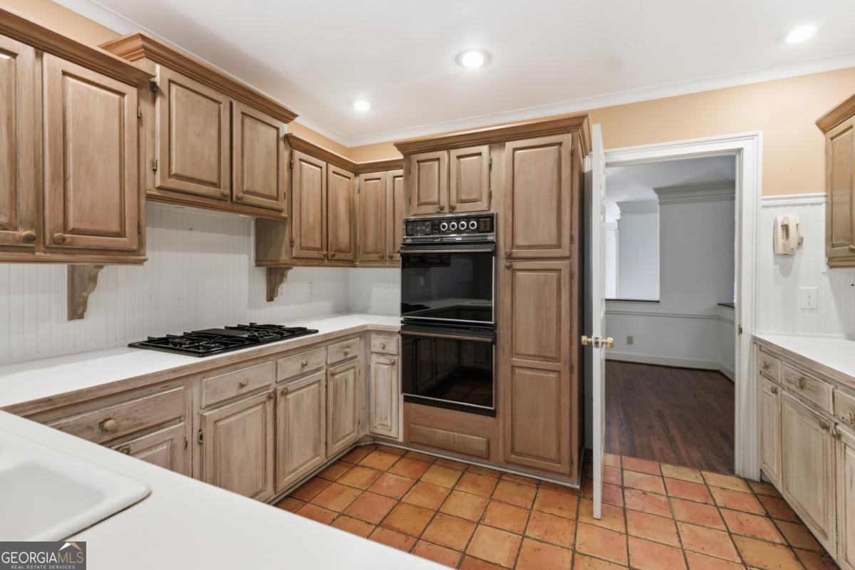 15 Lullwater Estate NE Atlanta GA 30307