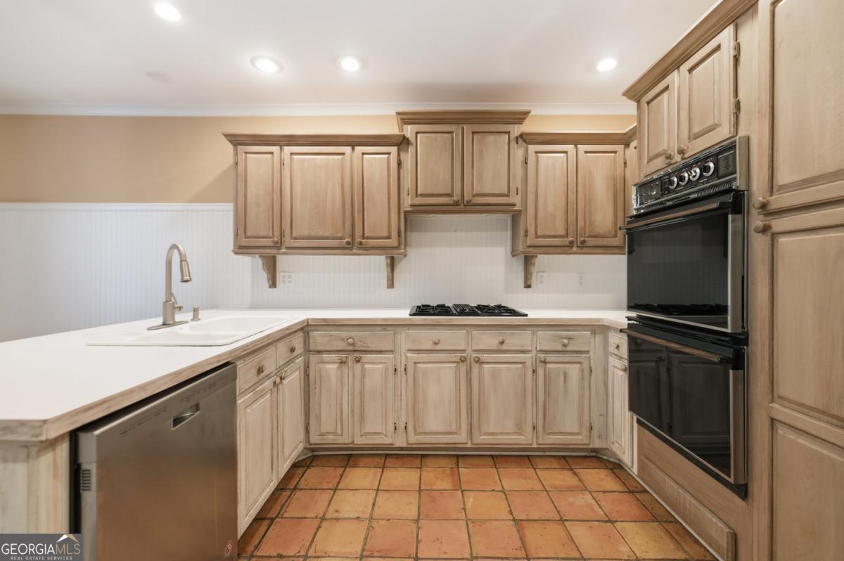 15 Lullwater Estate NE Atlanta GA 30307