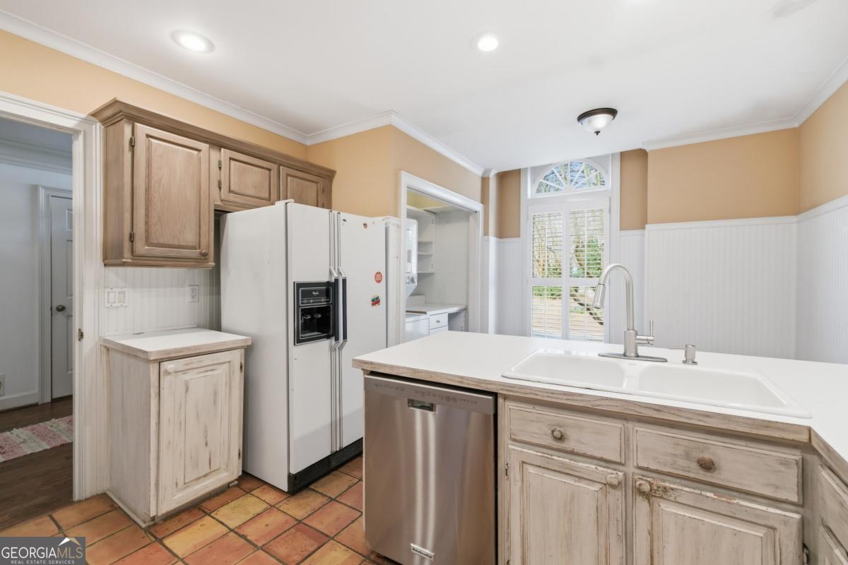 15 Lullwater Estate NE Atlanta GA 30307